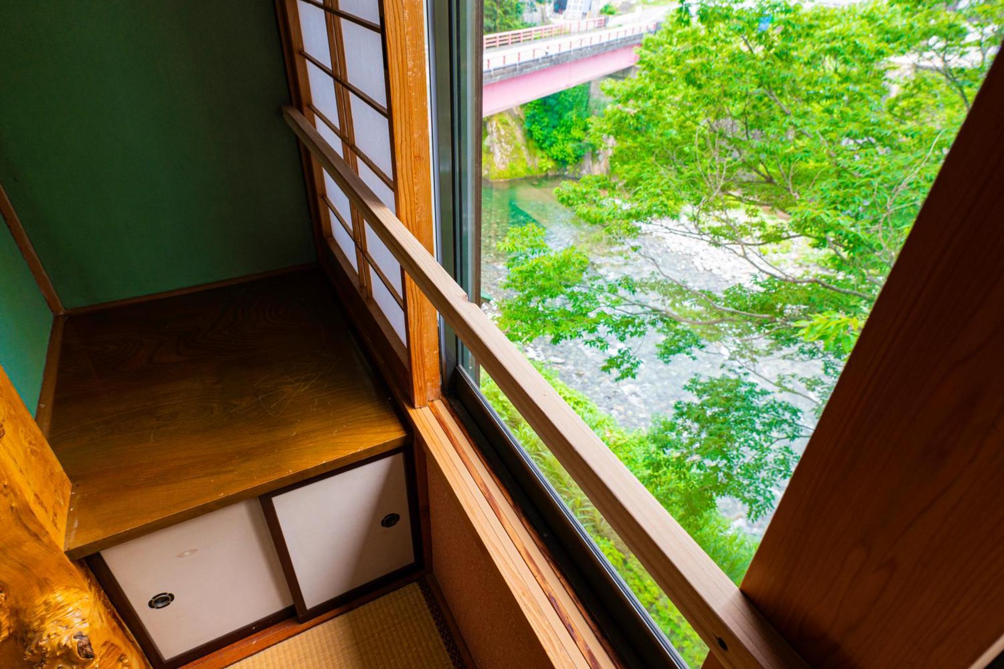 清津峡hostel 雪ふる宿 関市 エクステリア 写真